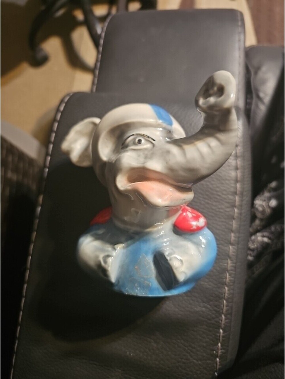 1970s Jim Beam Whiskey Republican Elephant Football Decanter Stopper